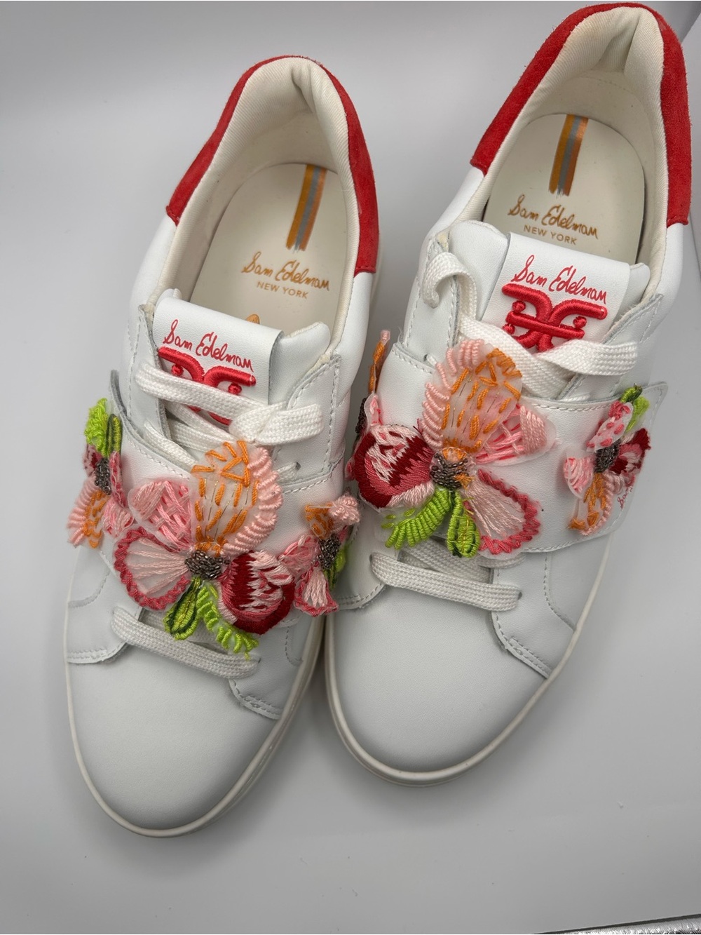 NWOT Sam Edelman Women's Floral Embroidered Sneakers 9.5